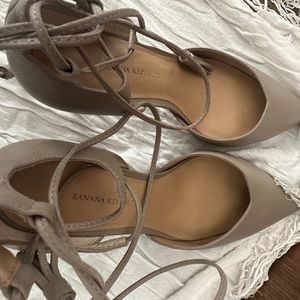 Banana Republic Madi Ankle Wrap High Heels in Grey Taupe